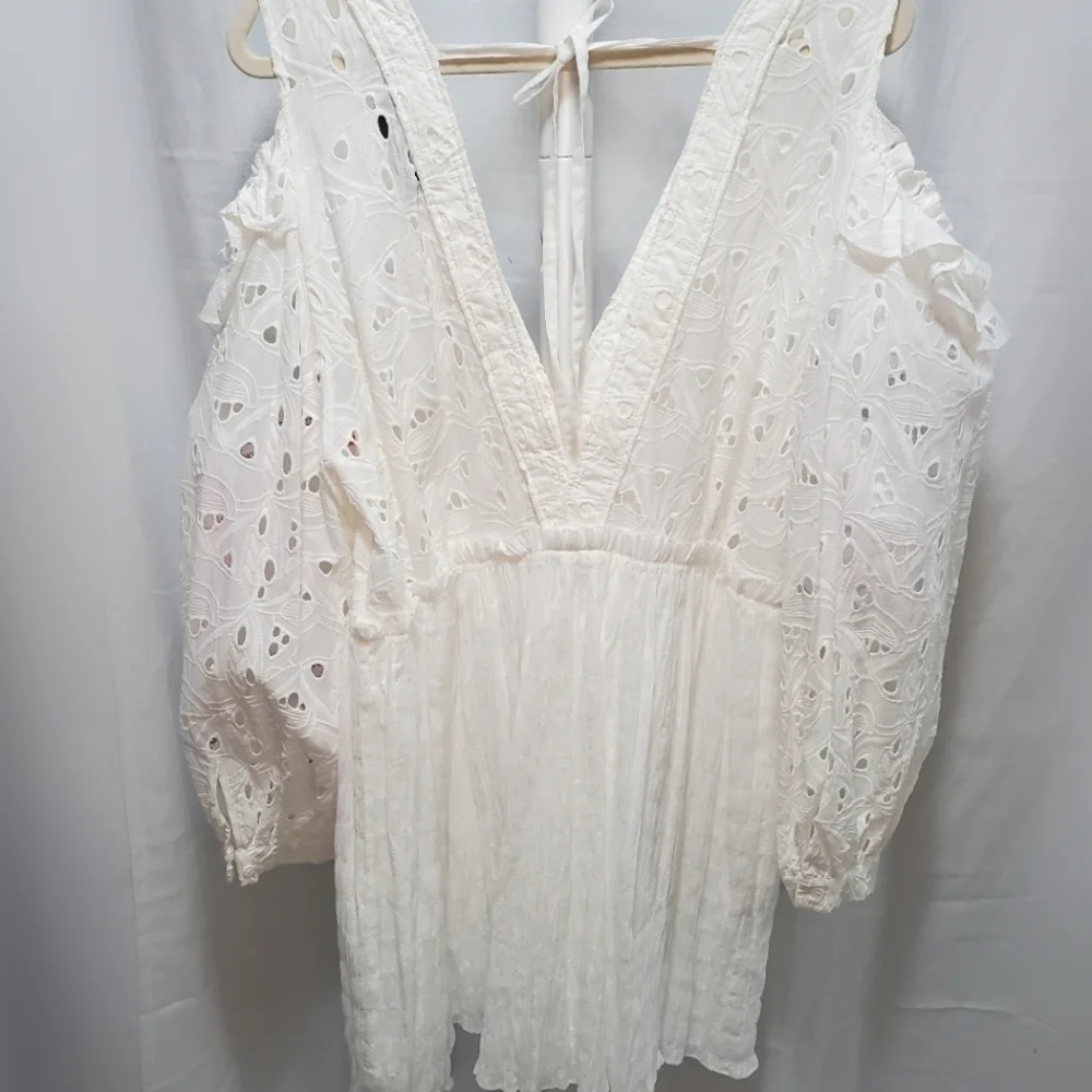 NWT IRO White Eyelet Ruffle Sleeve Dress - Size 42 / 10 - Picture 7 of 12